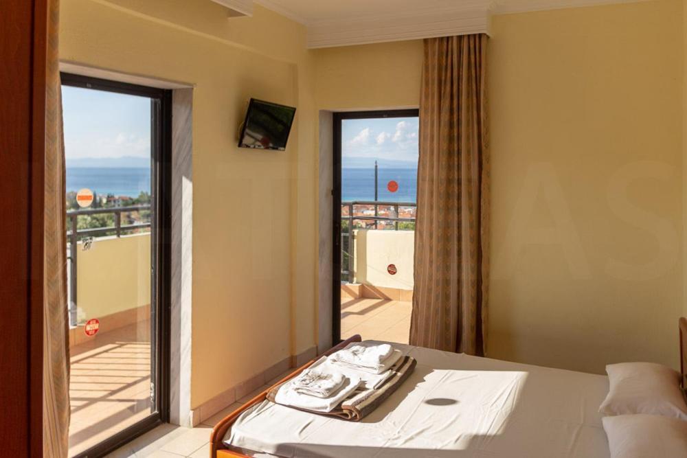 Villa Panorama Hotel Polychrono Exterior foto